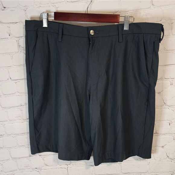 Men's Swiss Tech Shorts, Size 38 - Picture 1 of 4